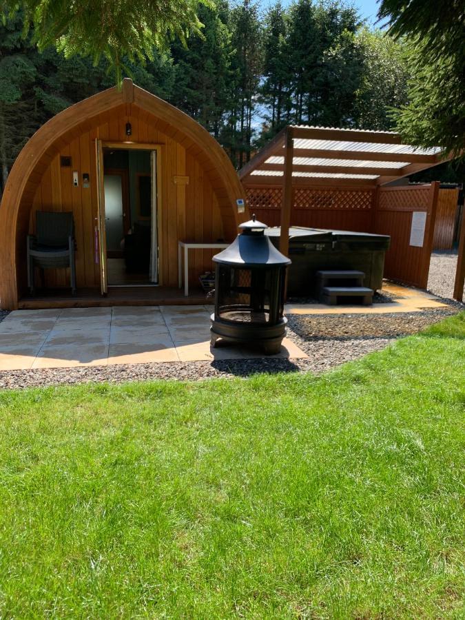 Kersebrock Kabins Falkirk Exterior photo