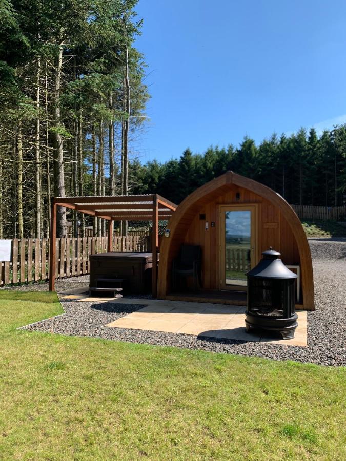 Kersebrock Kabins Falkirk Exterior photo