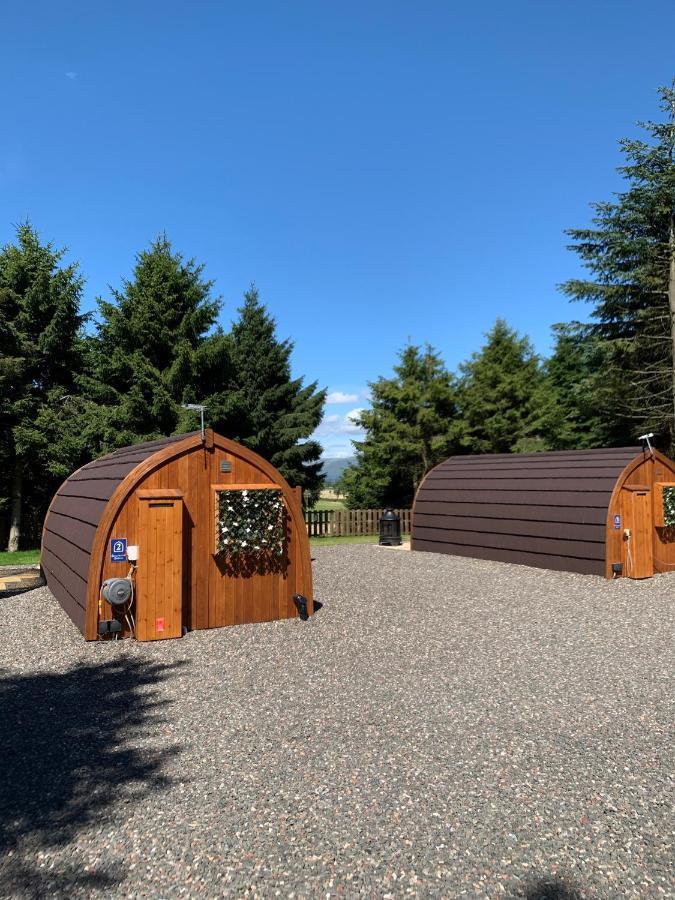 Kersebrock Kabins Falkirk Exterior photo